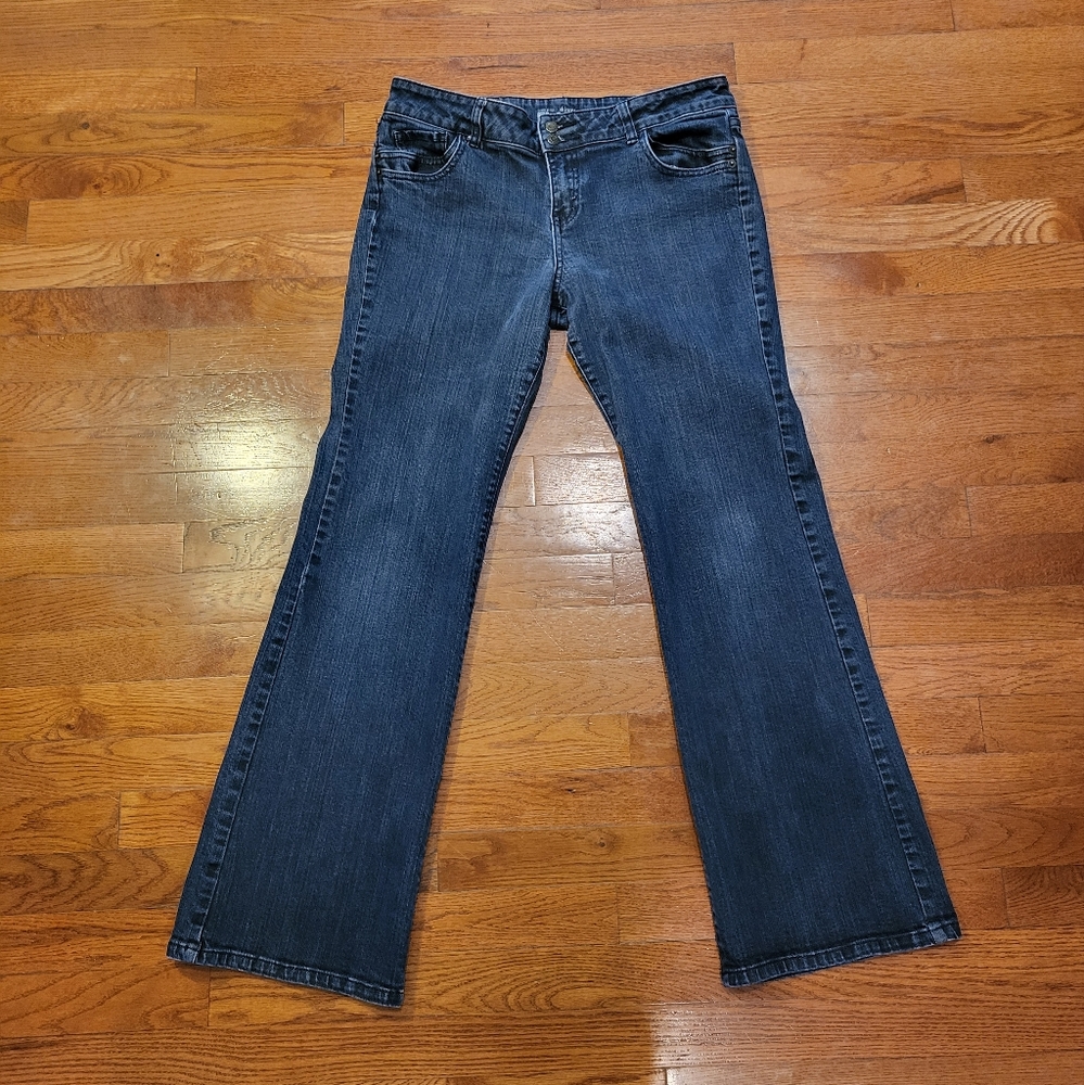 NY& Co Women's Low Rise Skinny Flare Jeans- Size 12 - Y2K Vintage